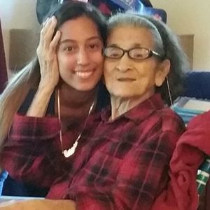 Meet your Posher, Jesenia